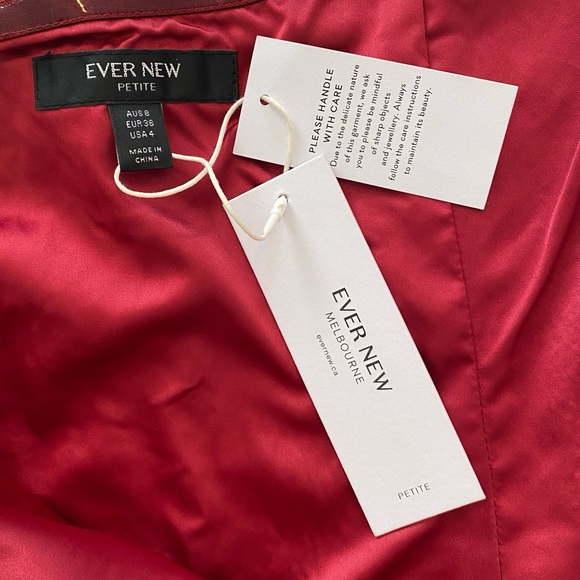 NWT Forever New Ariana Petite Textured 90s Mini Dress Red and Pink Boucle sz 4 - Picture 8 of 12